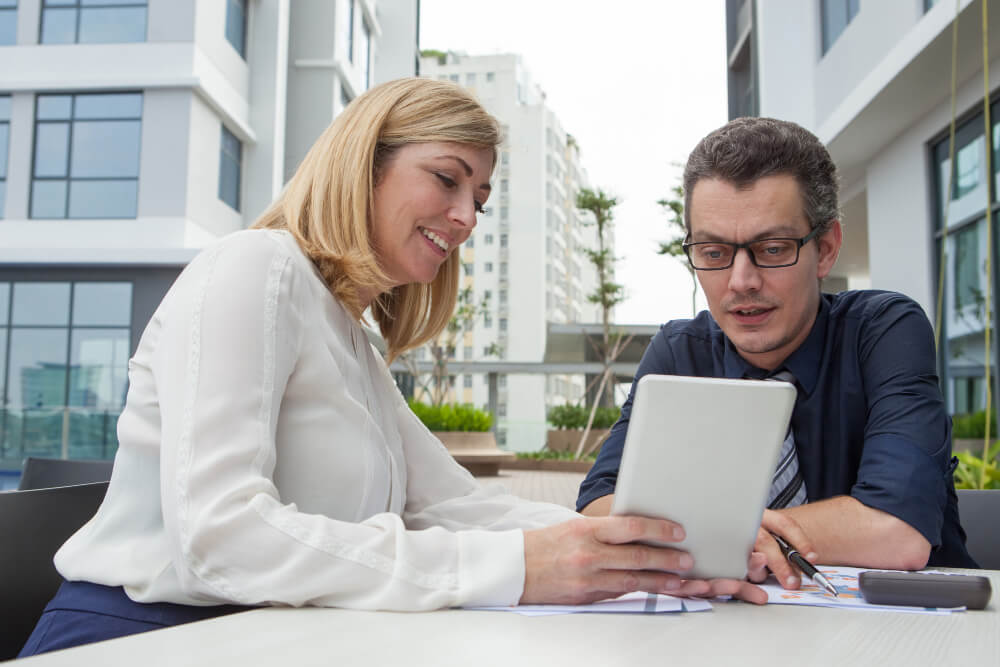 couple looking at screen